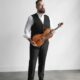 John Largess (viola, photo)